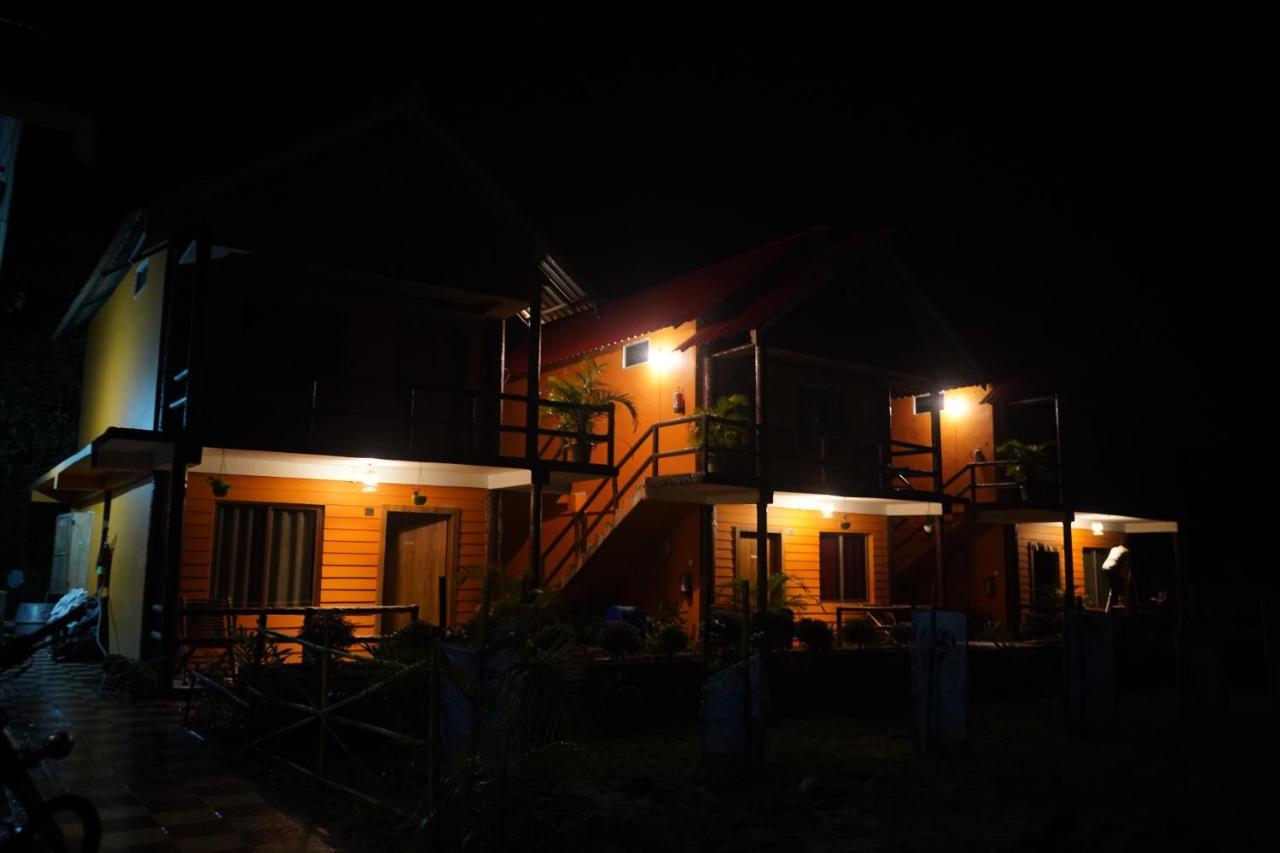 The Pugmark Wildlife Resort Jyoti Gaon ภายนอก รูปภาพ