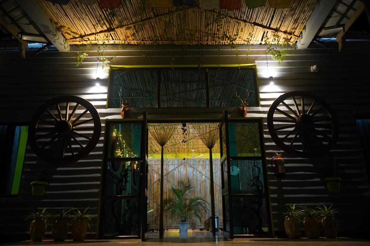 The Pugmark Wildlife Resort Jyoti Gaon ภายนอก รูปภาพ