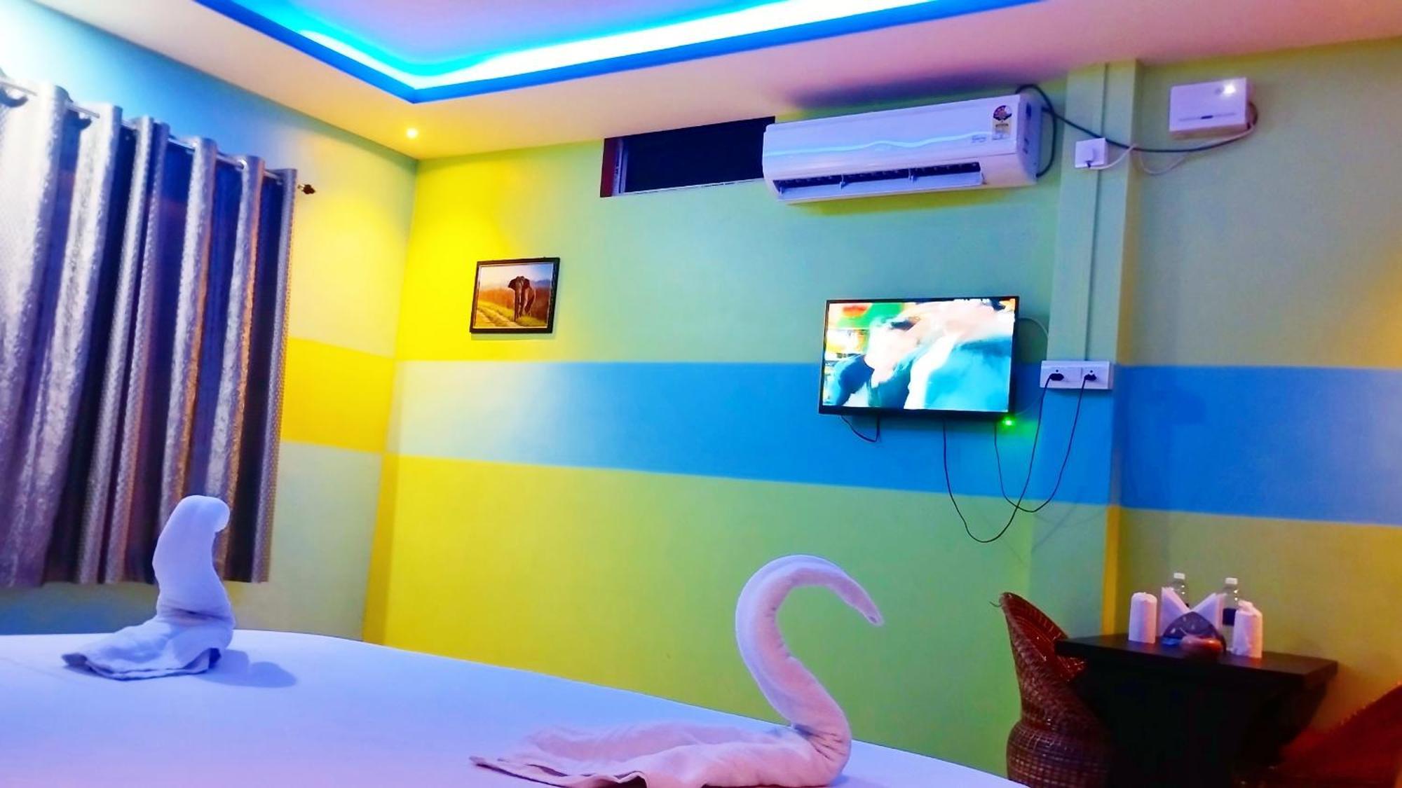 The Pugmark Wildlife Resort Jyoti Gaon ภายนอก รูปภาพ